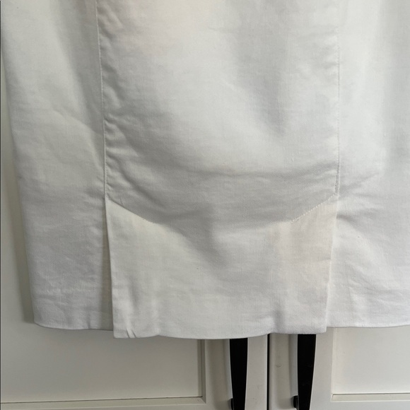 bebe Classic White Pencil Skirt - Picture 4 of 6